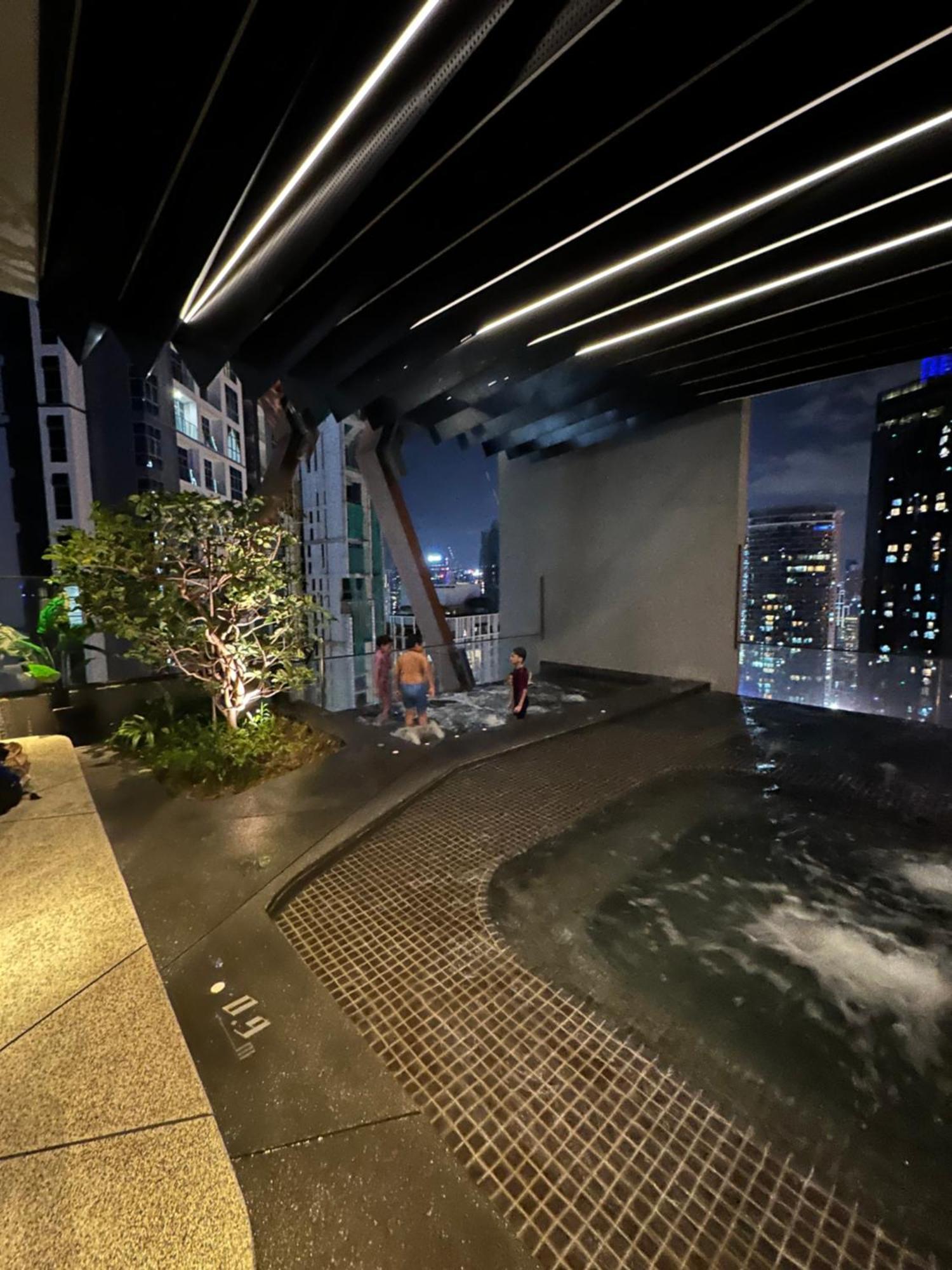 קואלה לומפור Skyline Homes By Scarletz Suites Klcc מראה חיצוני תמונה