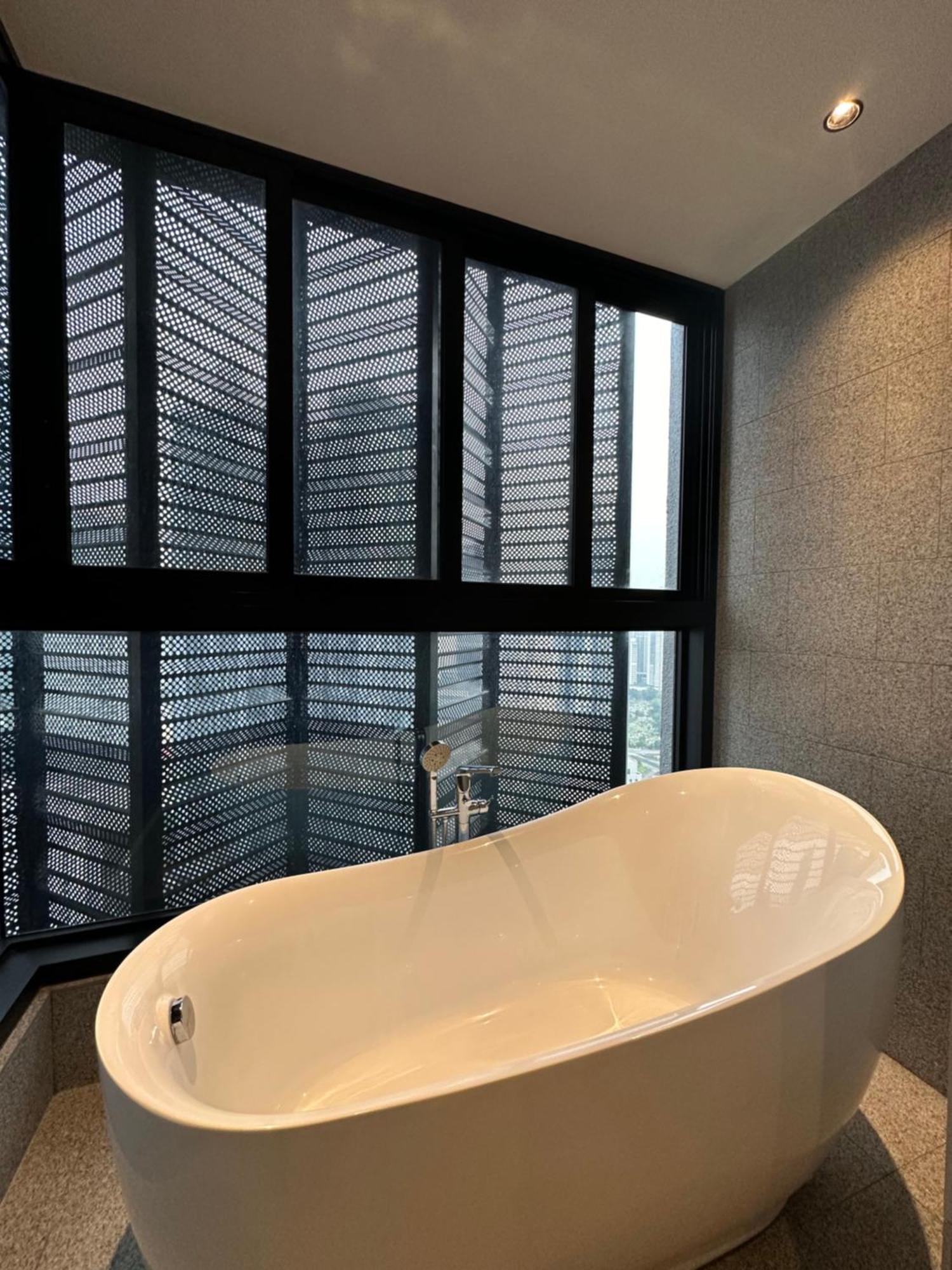 קואלה לומפור Skyline Homes By Scarletz Suites Klcc מראה חיצוני תמונה